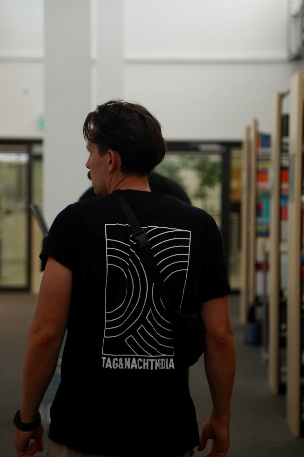 Making-of-Moment im Hochschulgebaeude